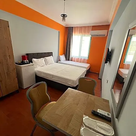 House Hotel