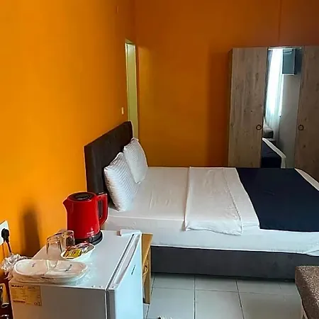 House Hotel 3*