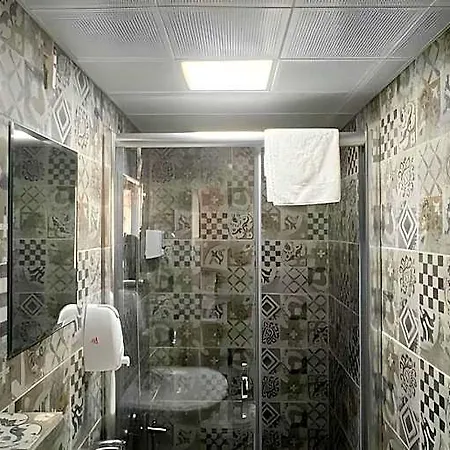 House Apartment *