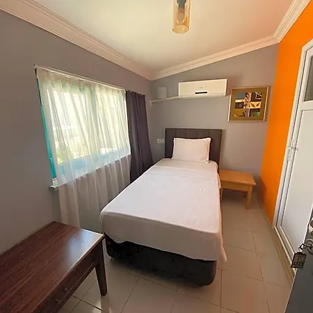 Hotel House