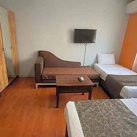 House Hotel