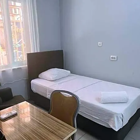 House Hotel 3*